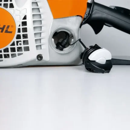 STIHL motorna testera MS-211