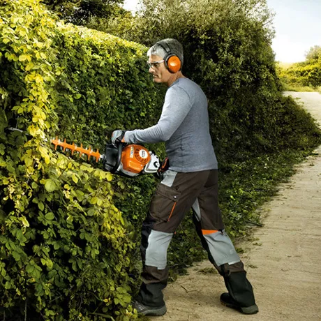 STIHL HS 82 R makaze za živu ogradu