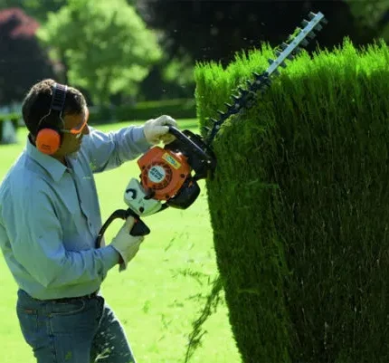 STIHL HS 82 T makaze za živu ogradu