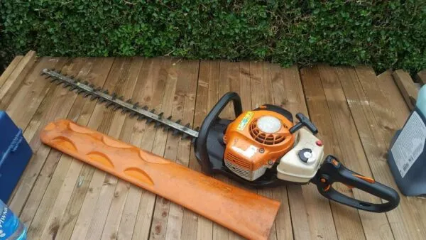 STIHL-HSE-81-R makaze za živu ogradu